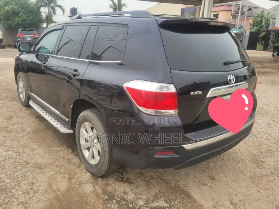 Toyota Highlander 2014 Black