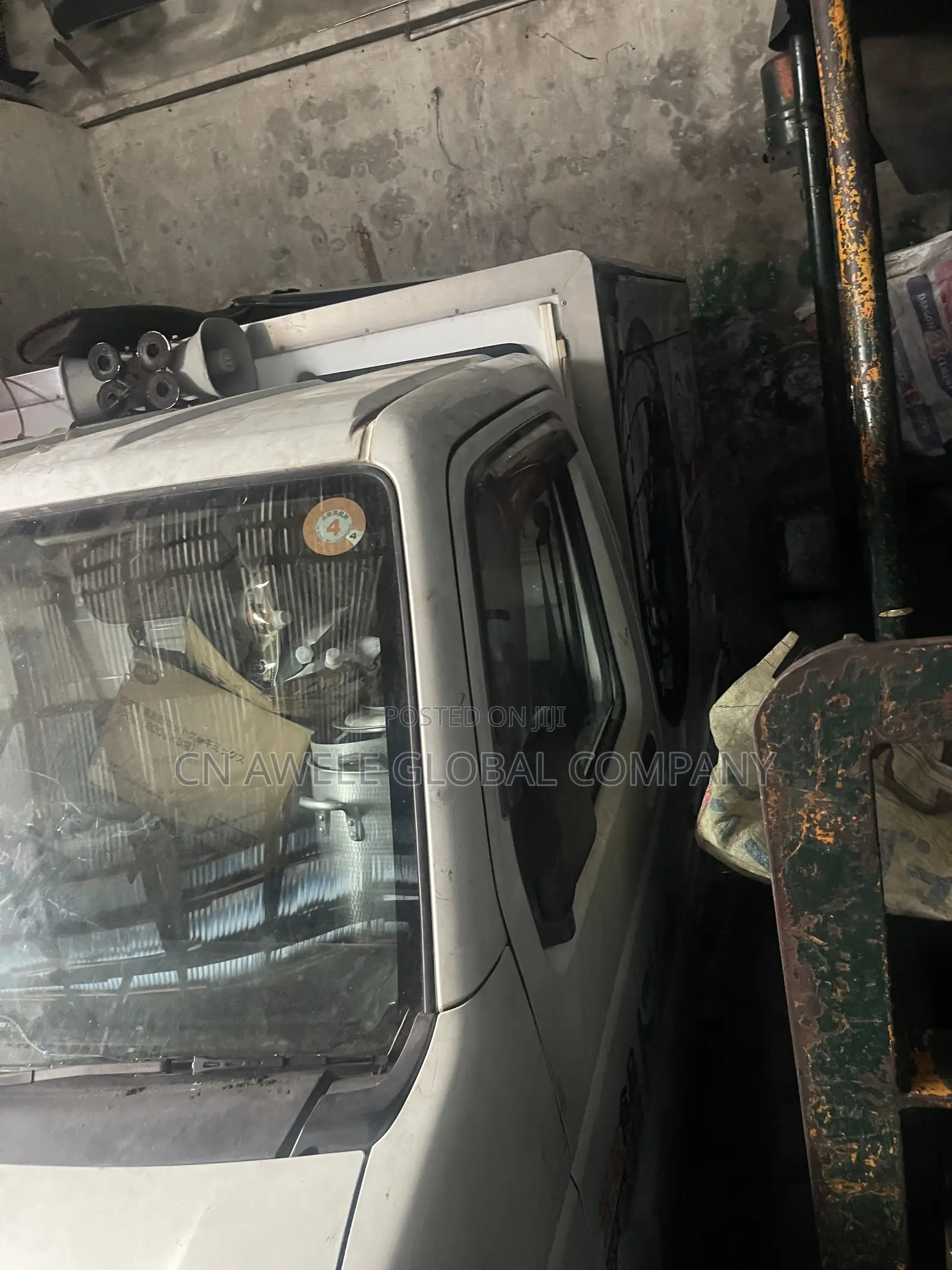 Mini Refrigerator Cooling Van