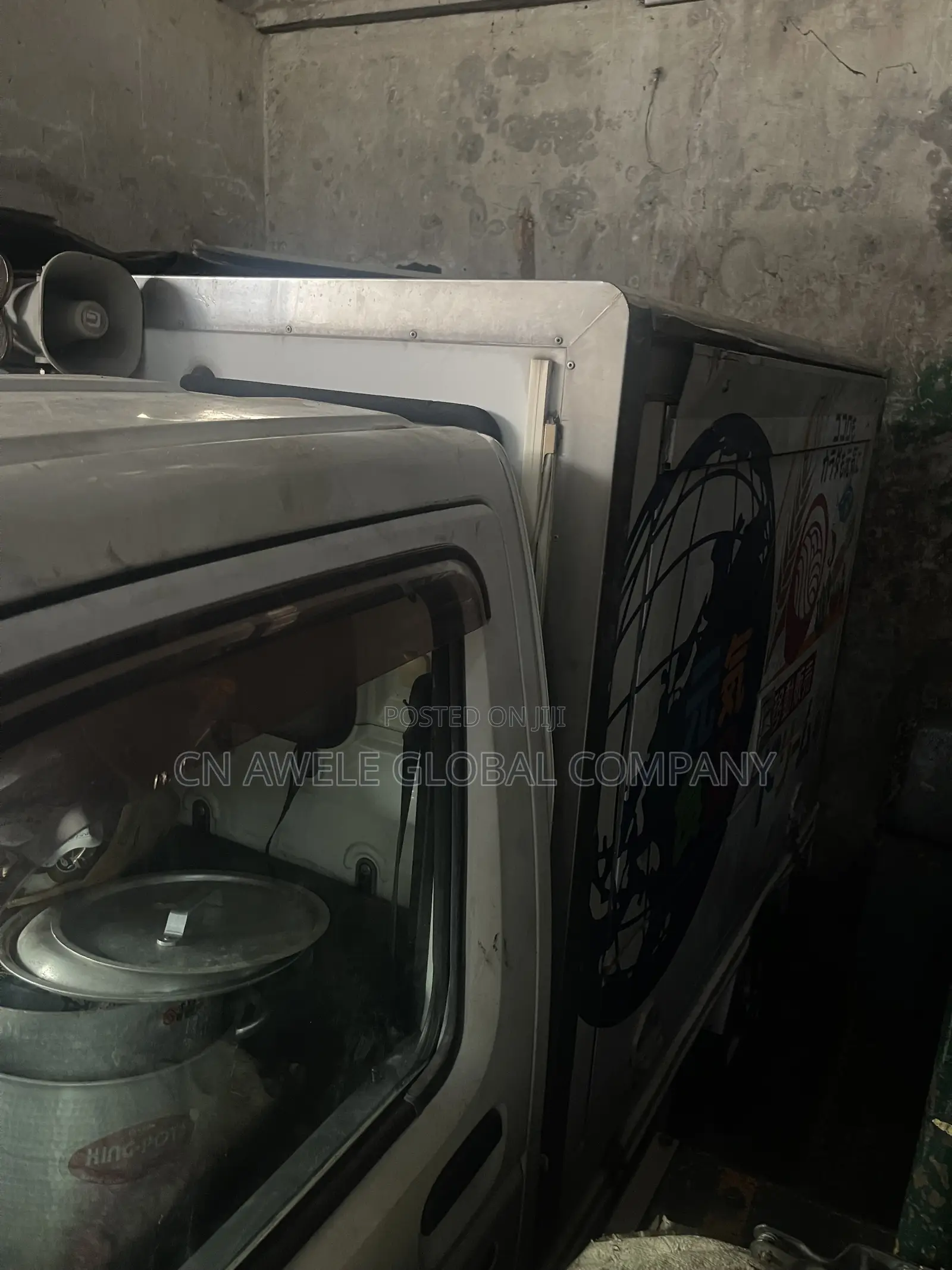 Mini Refrigerator Cooling Van