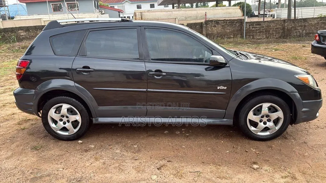 Pontiac Vibe Automatic 2004 Black