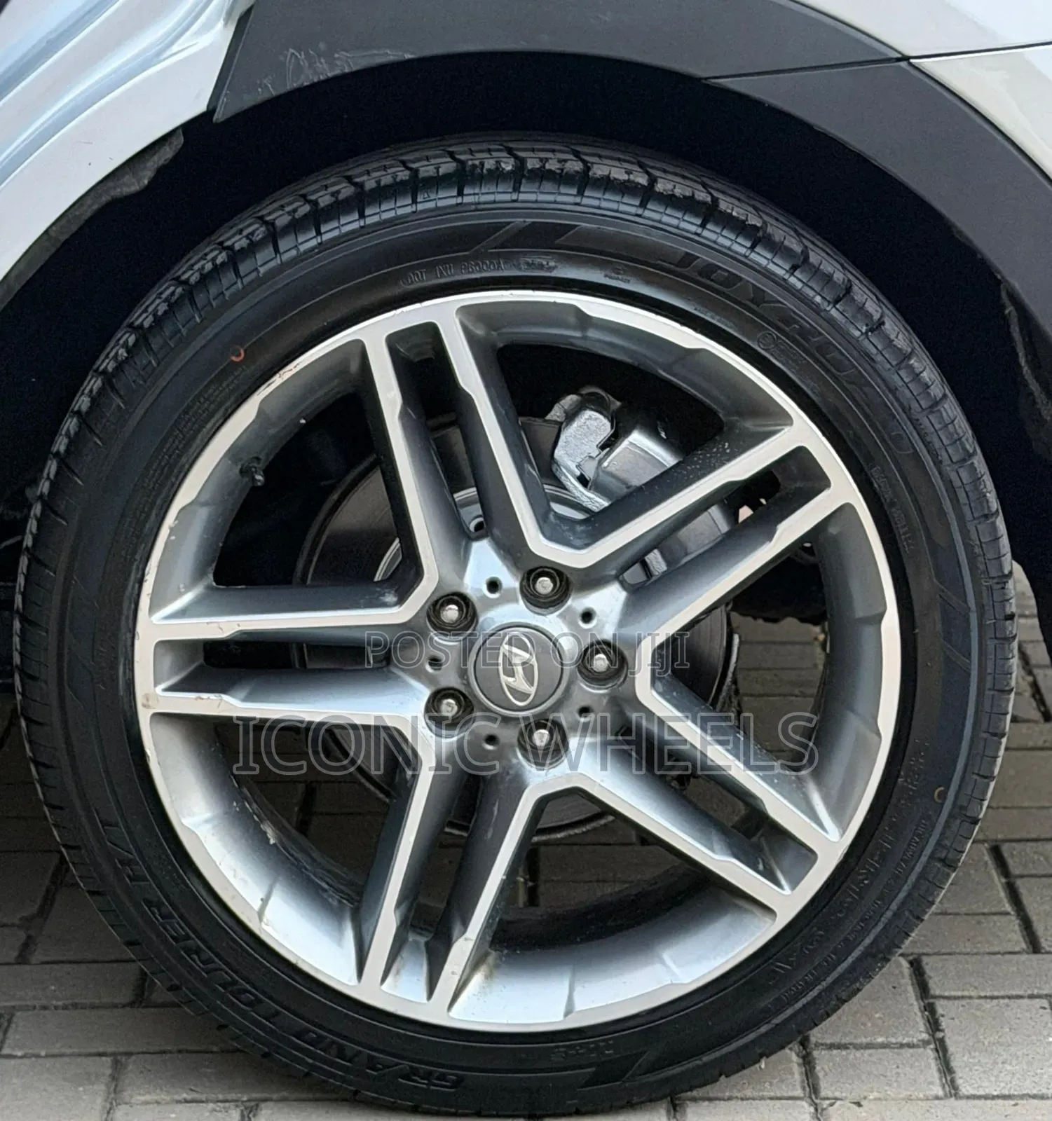 Hyundai Santa Fe 2018 Silver