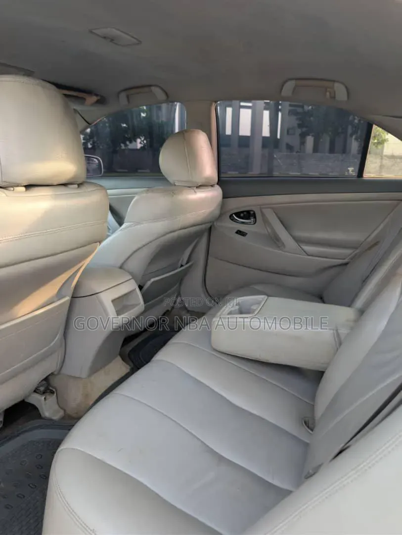 Toyota Camry 2.4 LE 2008 Silver