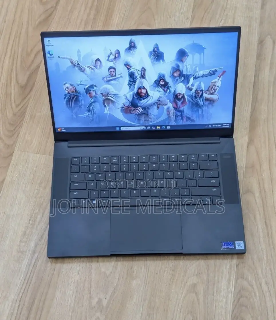 New Laptop Razer Blade 32GB Intel Core i7 SSD 512GB