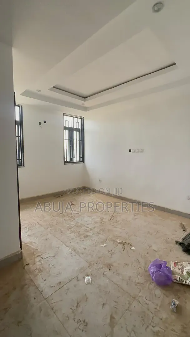 4bdrm Duplex in Mabushi for rent