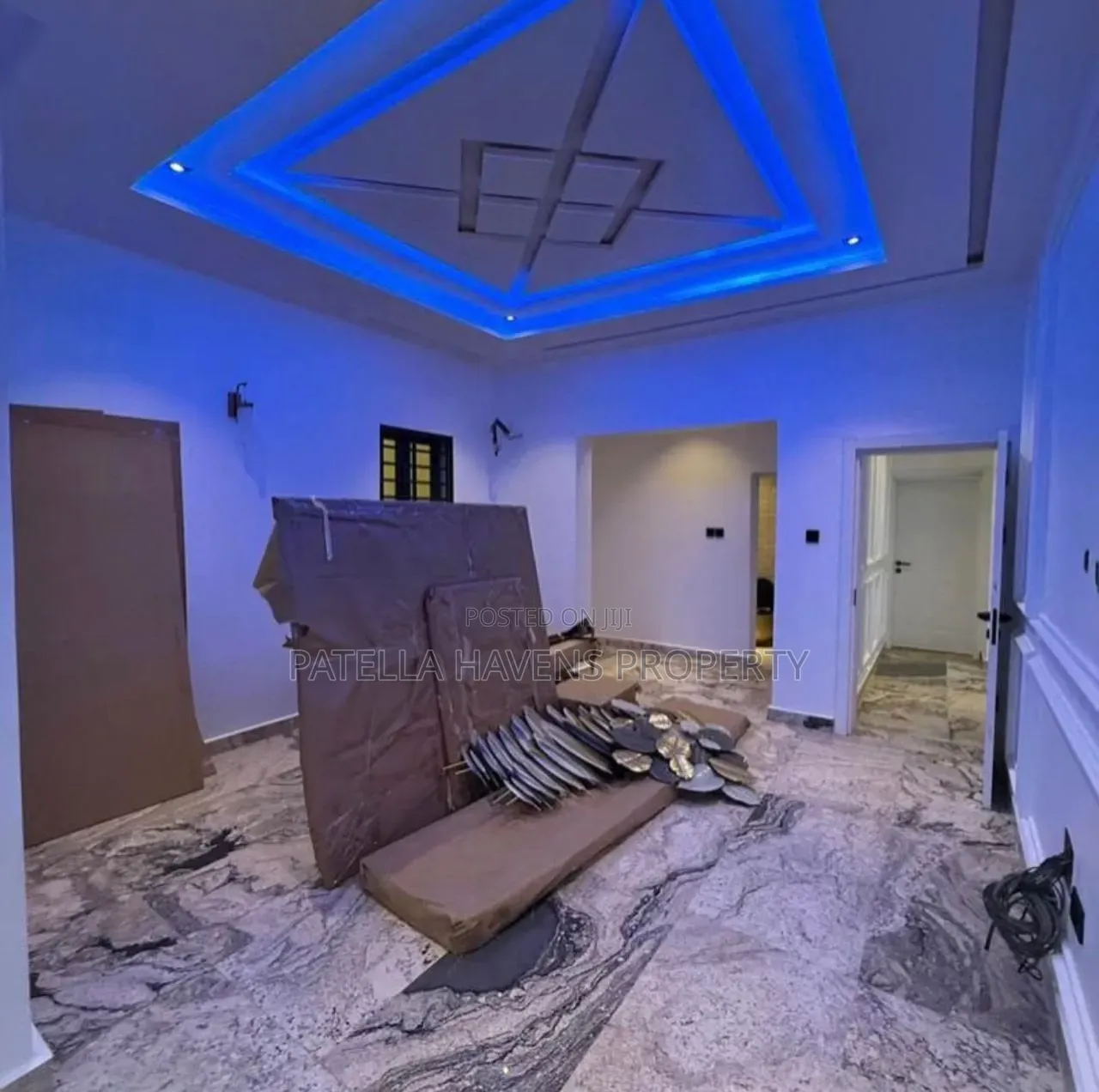 4bdrm Duplex in Life Camp for sale