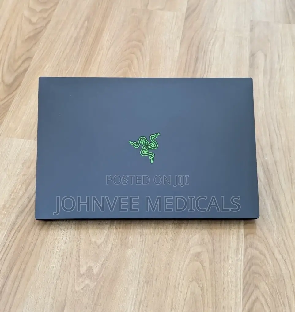 New Laptop Razer Blade 32GB Intel Core i7 SSD 512GB