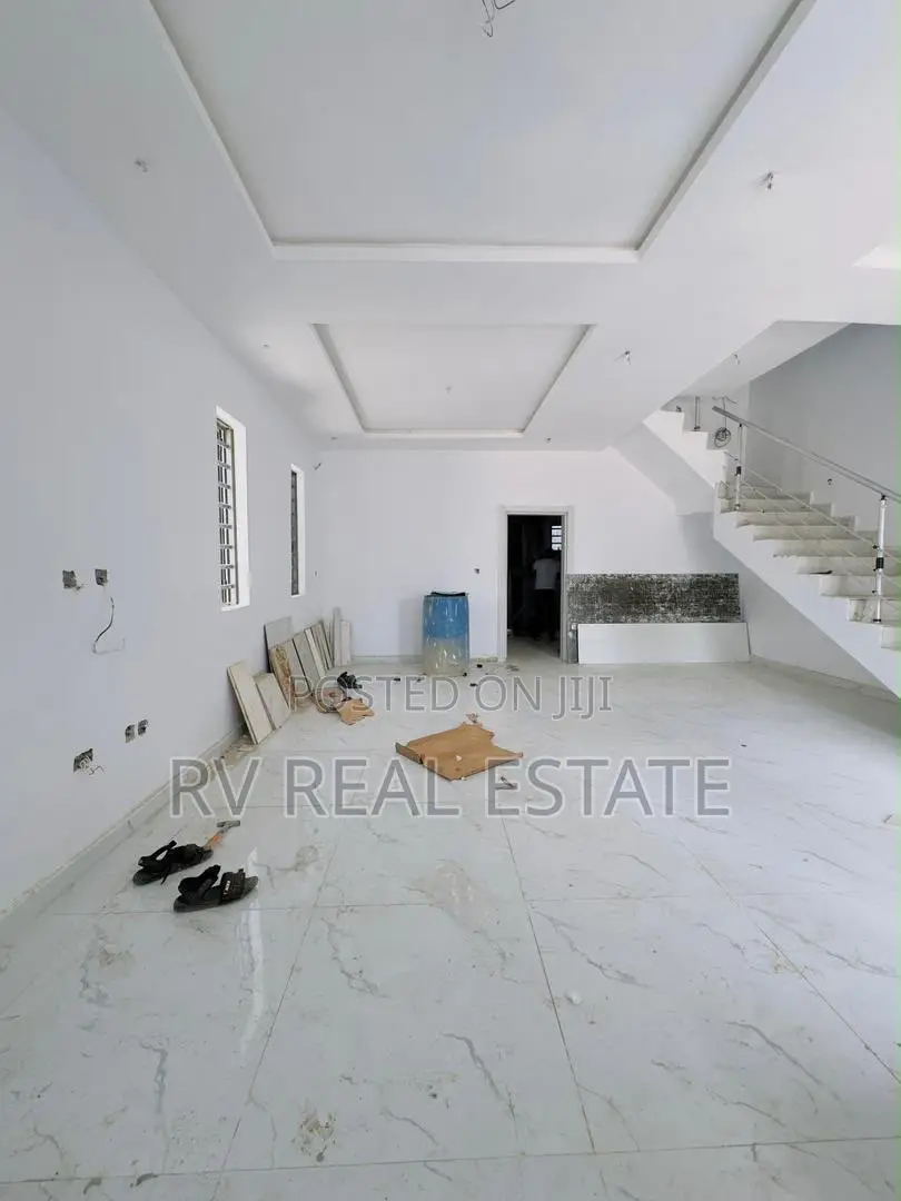 4bdrm Duplex in Opebi for sale