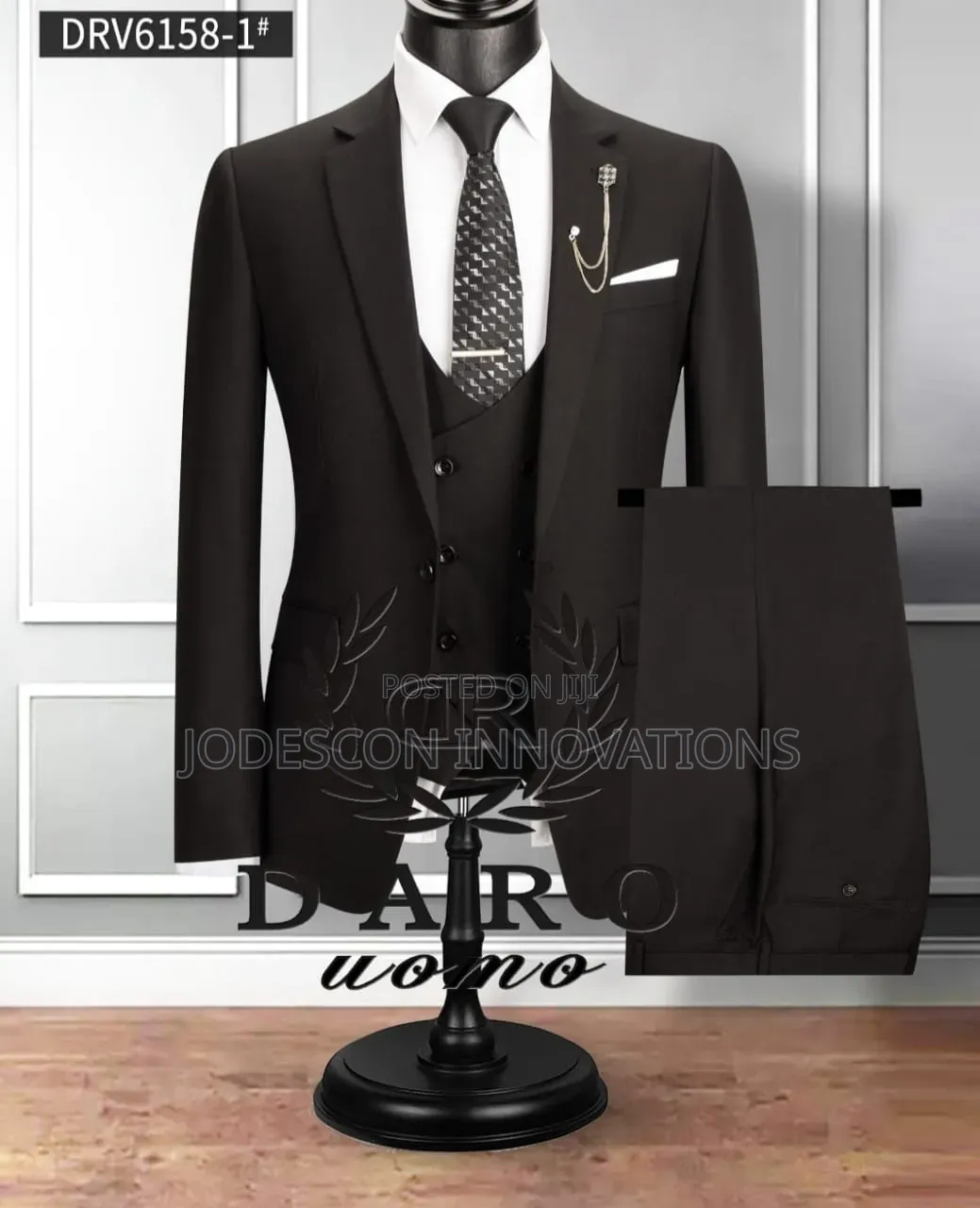 Trending Suits For Rent
