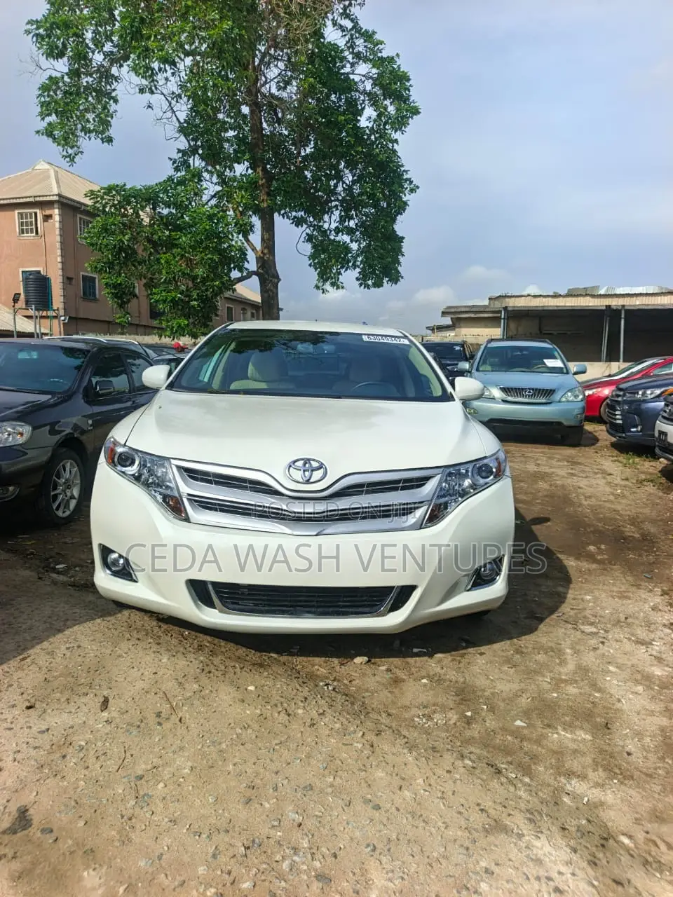 Toyota Venza LE 2010 White