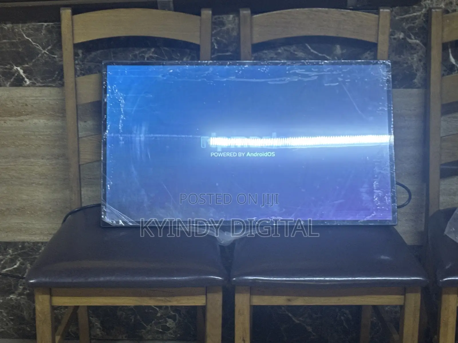 32 Inches Wall Mount Interactive Screen