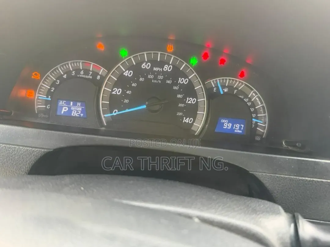 Toyota Camry 2014 Silver