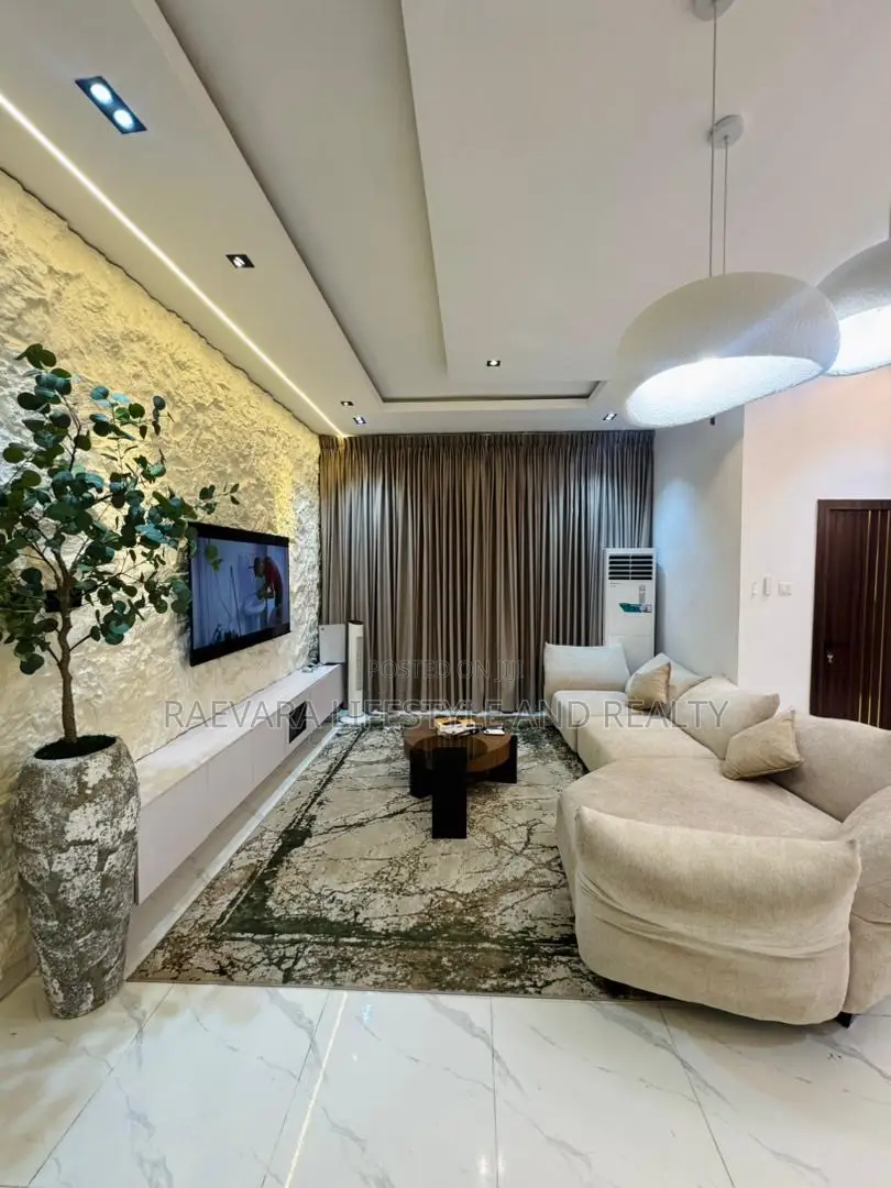 Brand New 2bedroom Apartment With Private Cinema