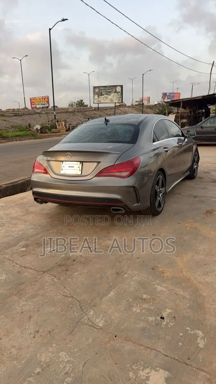Mercedes-Benz CLA-Class CLA 250 Sedan 2016 Gray