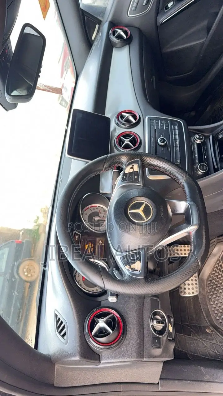 Mercedes-Benz CLA-Class CLA 250 Sedan 2016 Gray