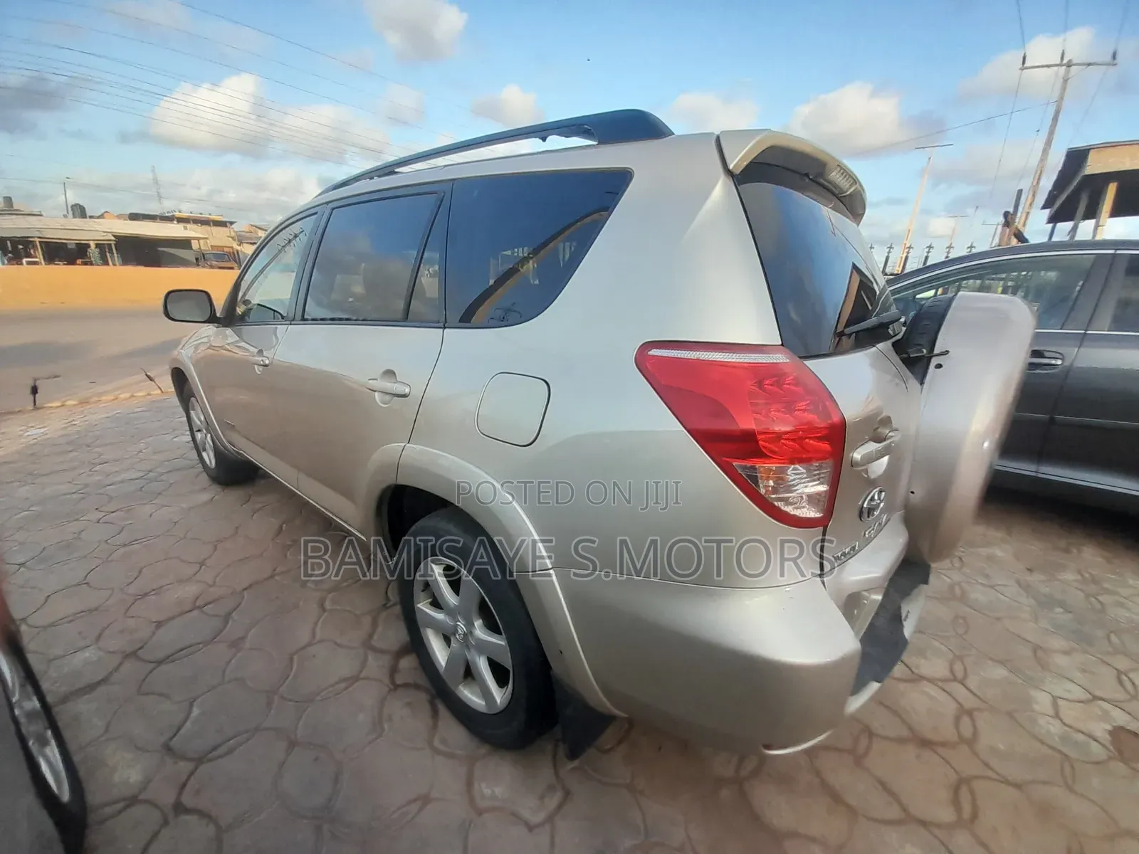 Toyota RAV4 Limited V6 4x4 2008 Gold