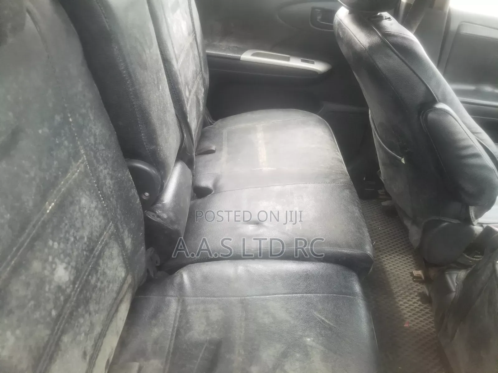 Toyota Wish 2012 Yellow