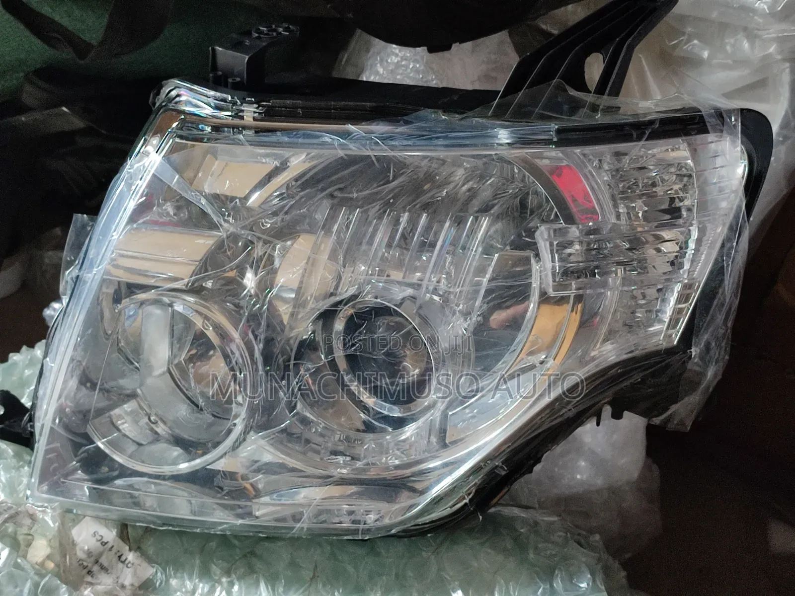 Head Lamp Mitsubishi Pajero 2012/17