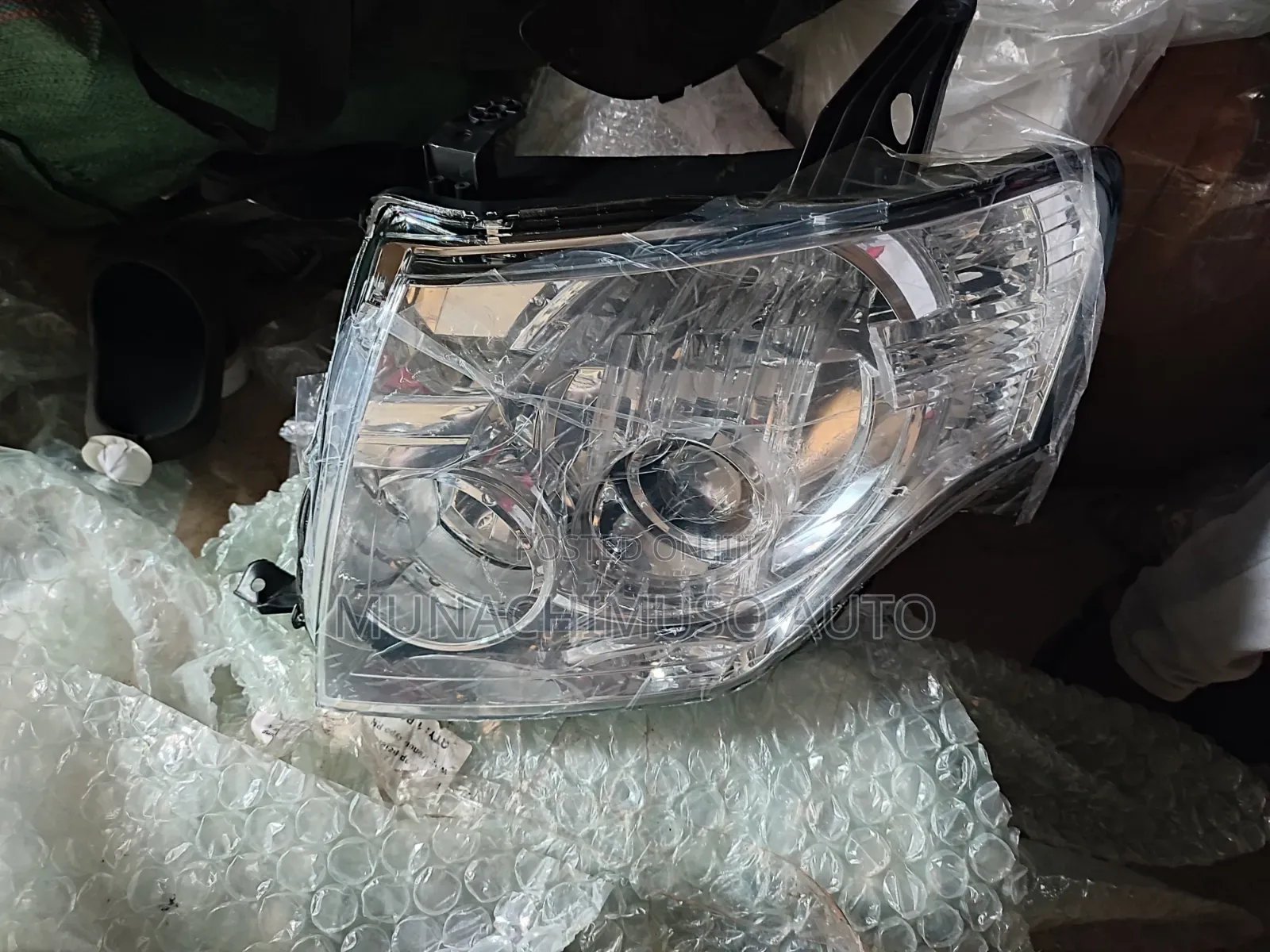 Head Lamp Mitsubishi Pajero 2012/17