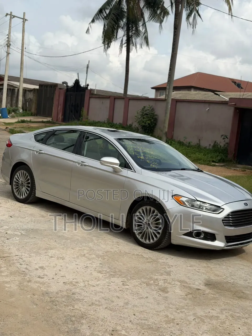 Ford Fusion Titanium 4dr Sedan AWD w/EcoBoost (2.0L 4cyl Turbo 6A) 2015