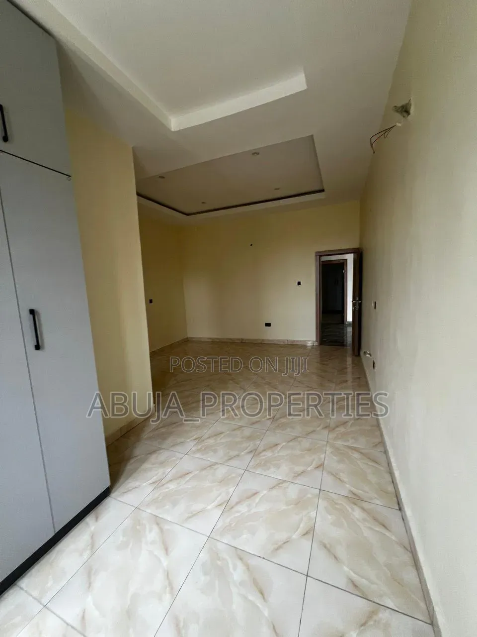 5bdrm Duplex in Life Camp for sale