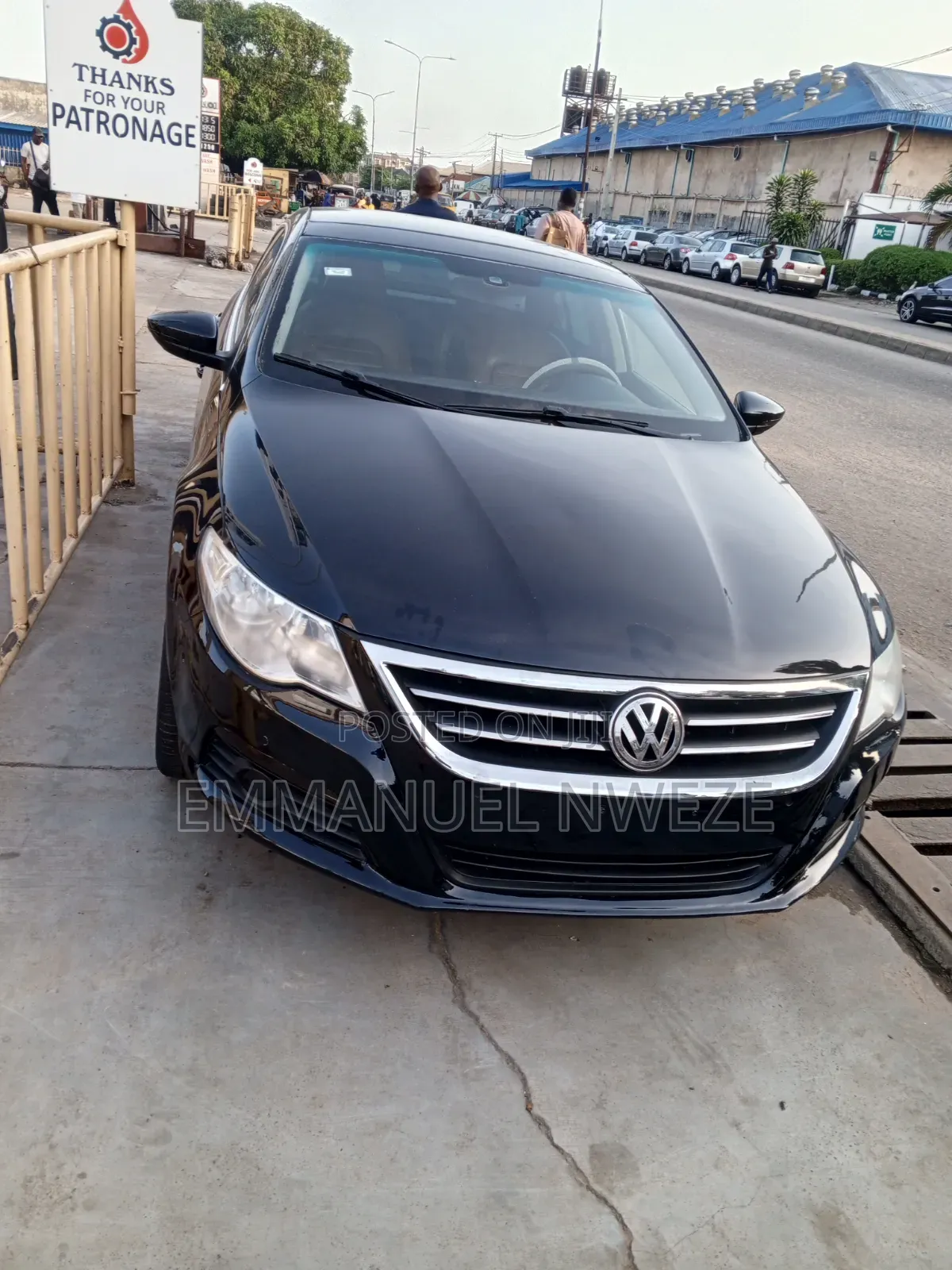 Volkswagen Passat 2.0 Sedan 2010 Black