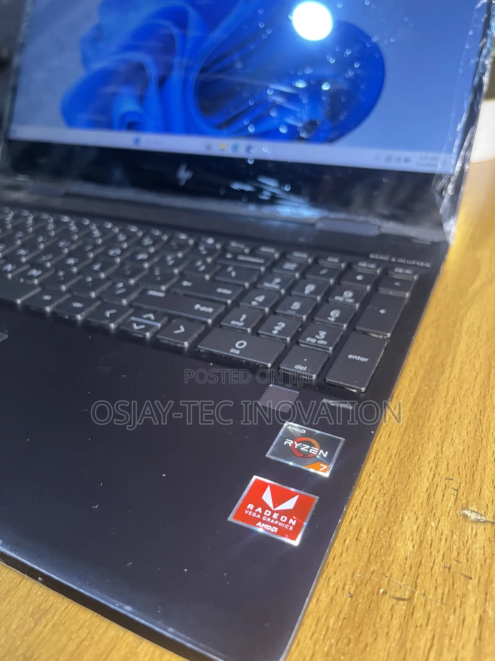 Laptop HP Envy 15 16GB AMD Ryzen 7 SSD 256GB