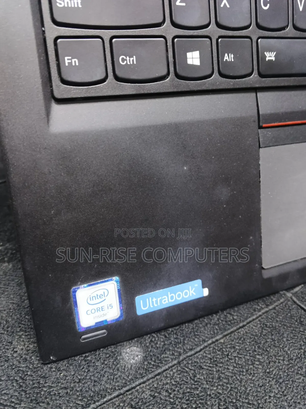 Laptop Lenovo Yoga 260 4GB Intel Core i5 SSD 128GB