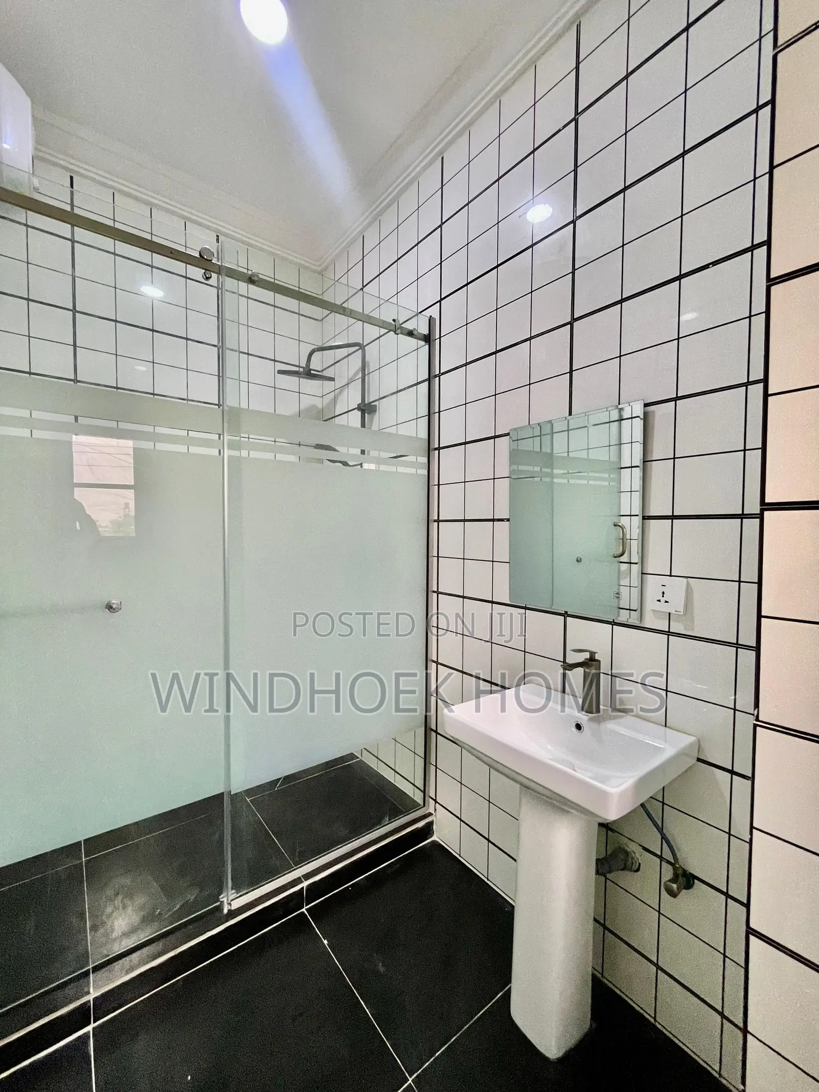 3bdrm Apartment in Katampe (Main) for sale