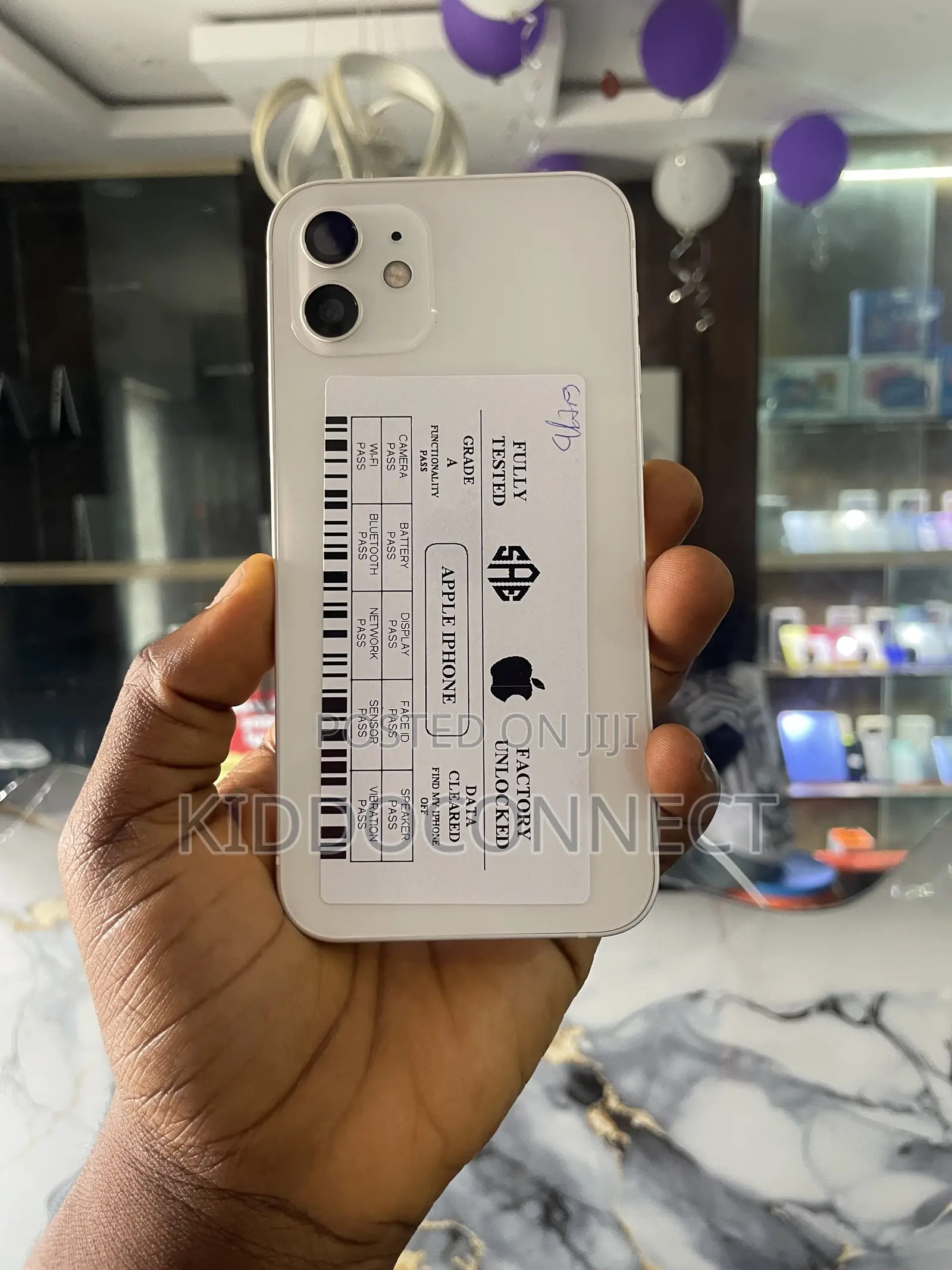 Apple iPhone 12 64 GB White