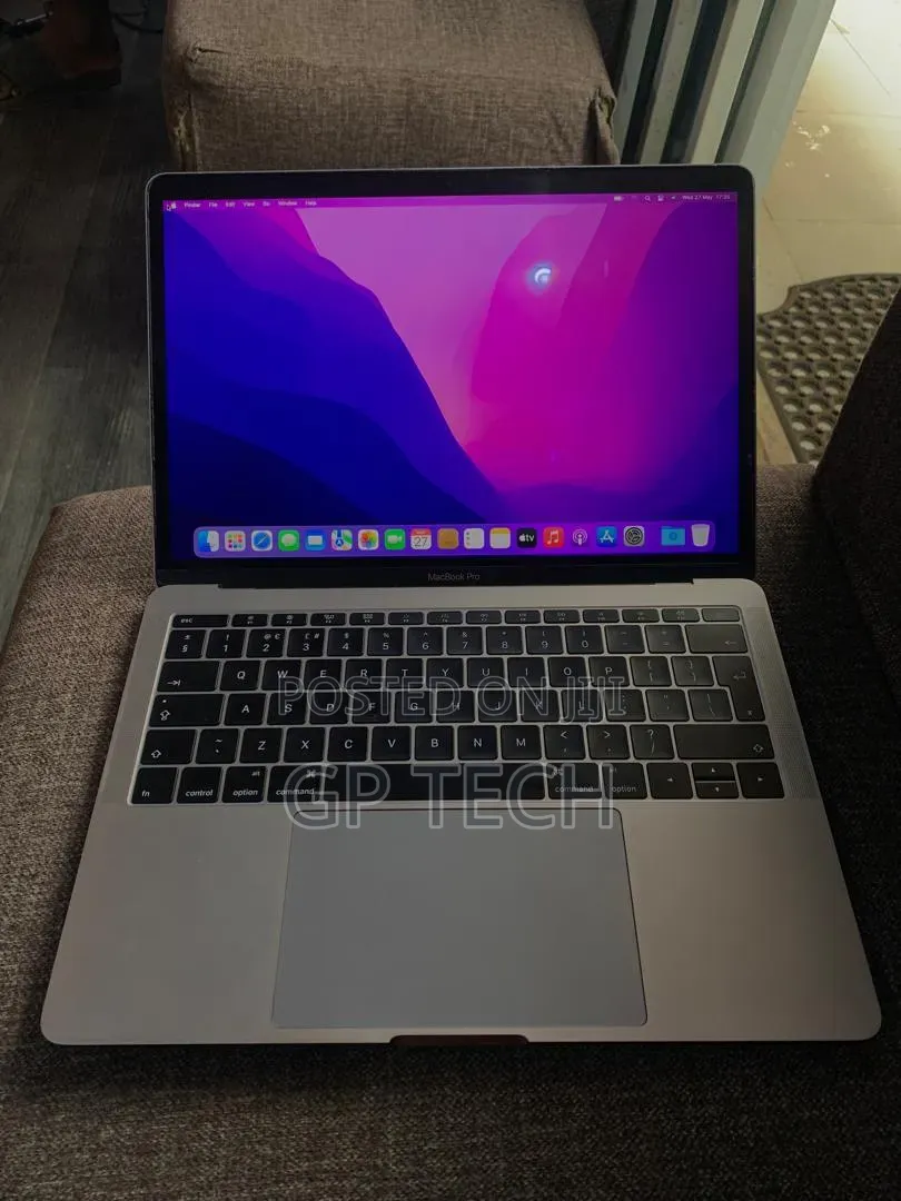 Laptop Apple MacBook Pro 2016 8GB Intel Core i5 SSD 256GB