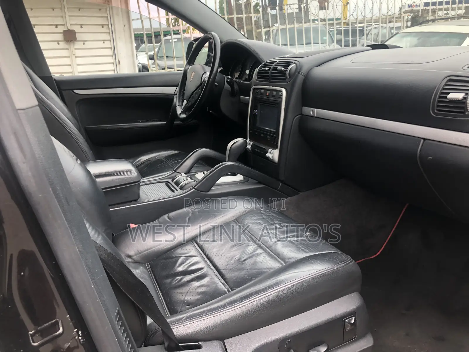 Porsche Cayenne GTS 2010 Black
