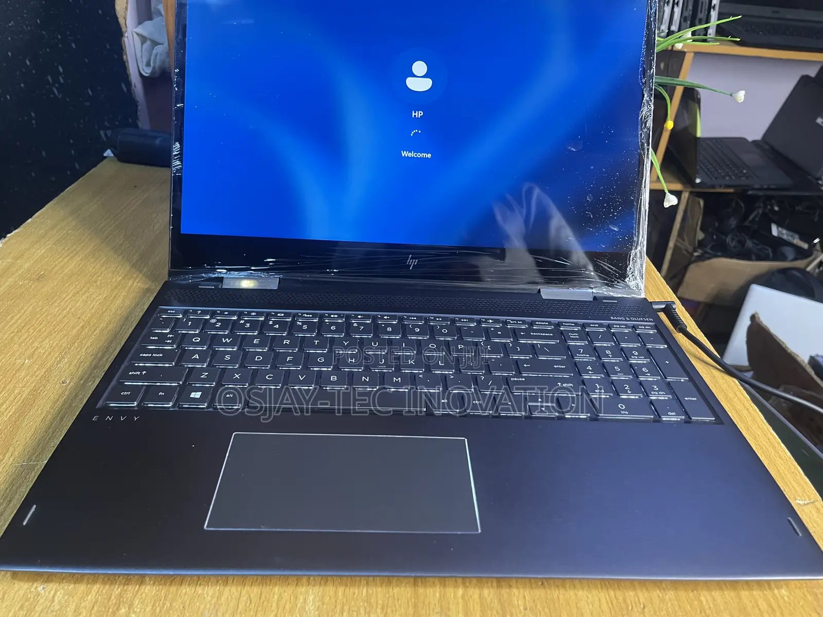 Laptop HP Envy 15 16GB AMD Ryzen 7 SSD 256GB