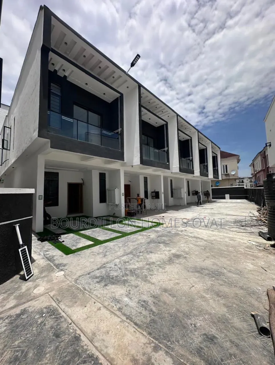 4bdrm Duplex in Chevron Lekki Lagos for sale