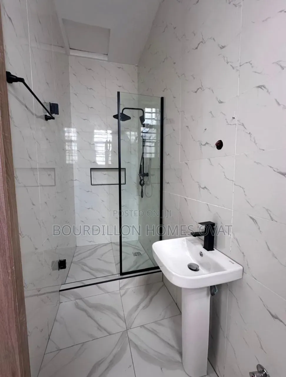 4bdrm Duplex in Chevron Lekki Lagos for sale