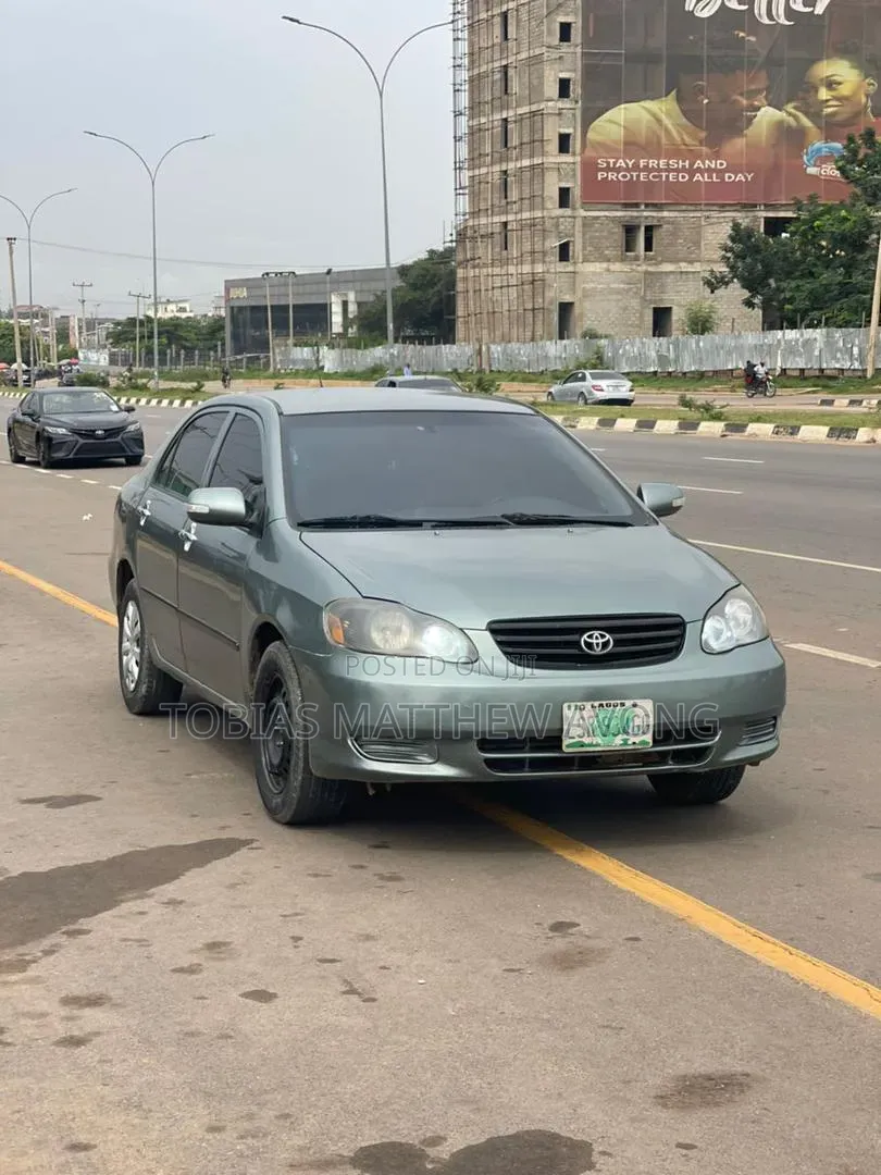 Toyota Corolla 2004 Green