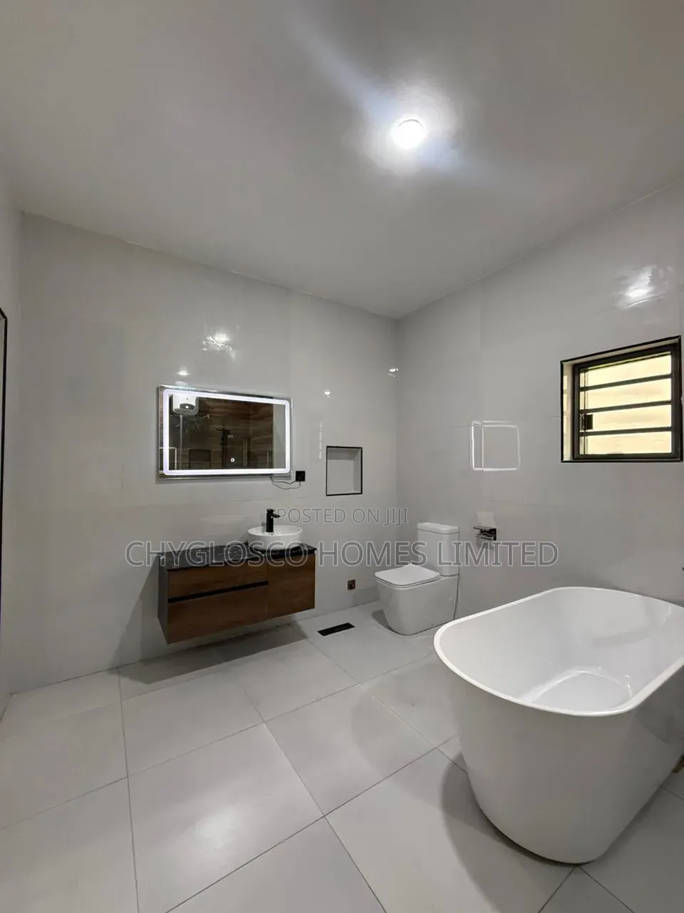 4bdrm Duplex in Rukpokwu for sale