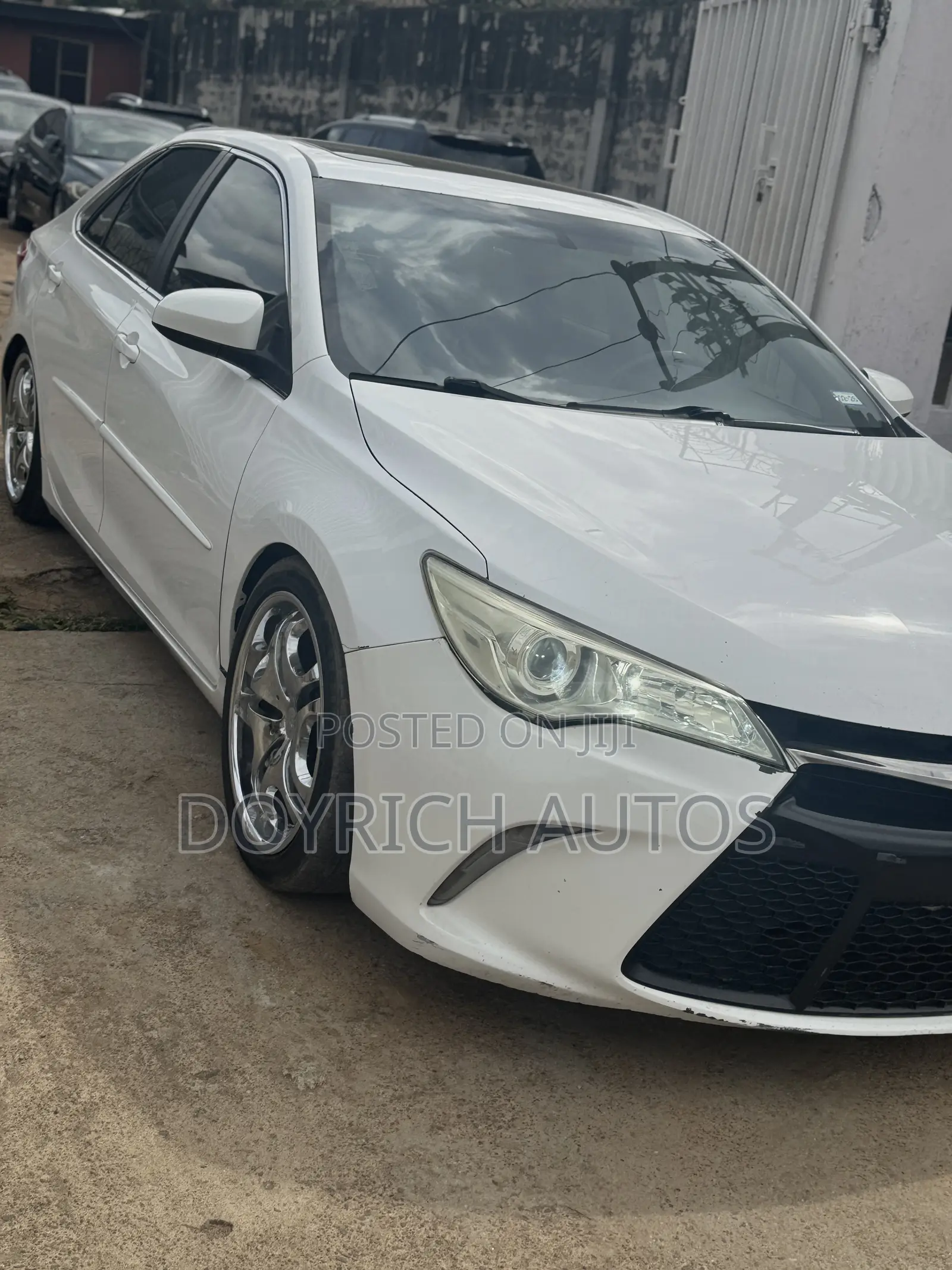 Toyota Camry XSE 4dr Sedan (2.5L 4cyl 6A) 2015 White