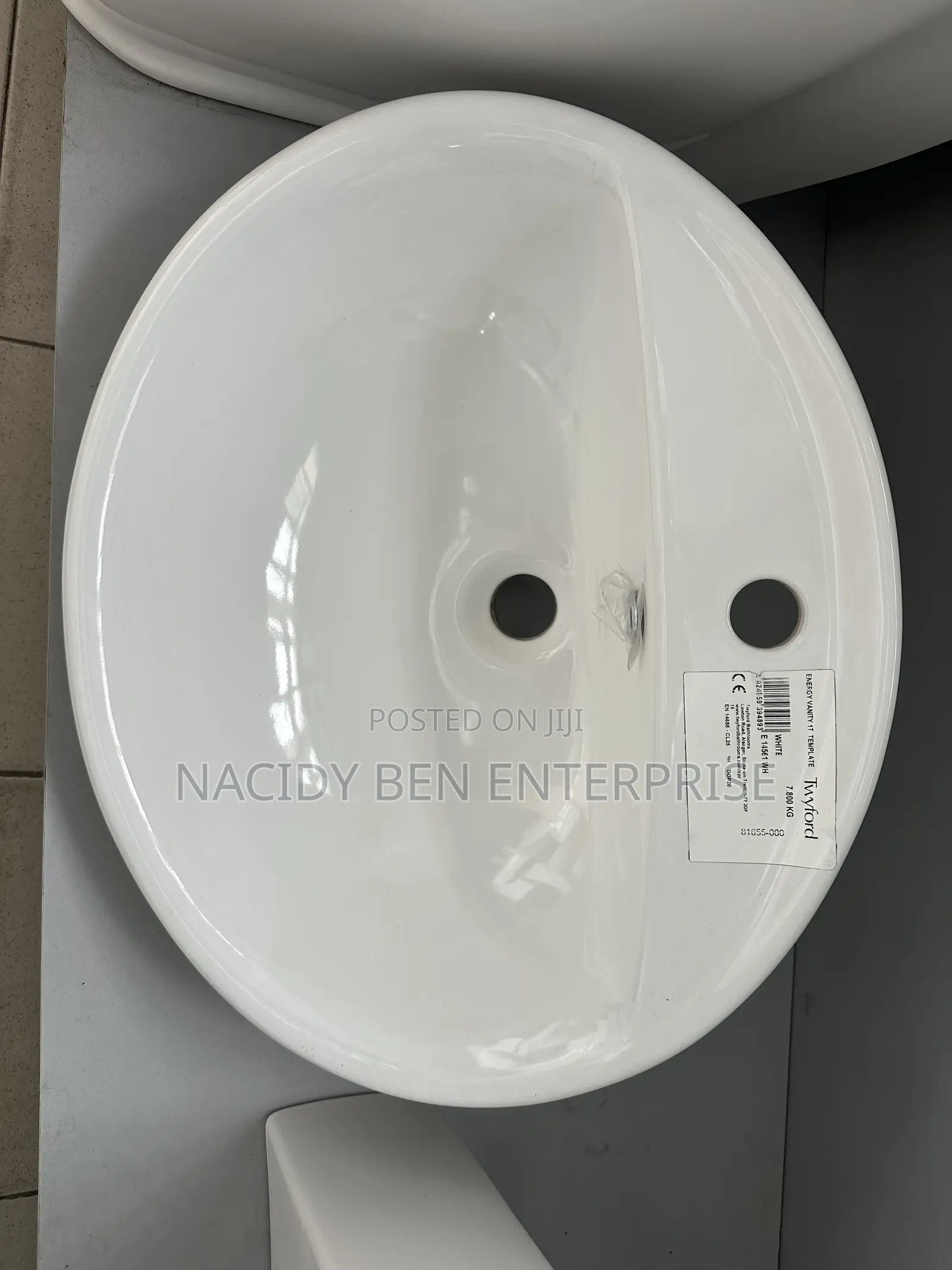 Geberit Countertop Basin (Bs en 14688 Cl-25 ) Width 840mm Dept 460mm