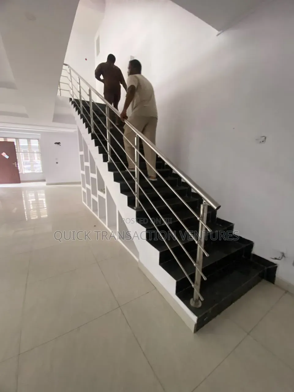 5bdrm Duplex in Address Homes, Osapa london for rent