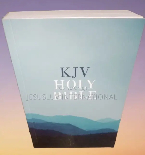 Holy Bible: KJV Value Outreach and Easy to Read