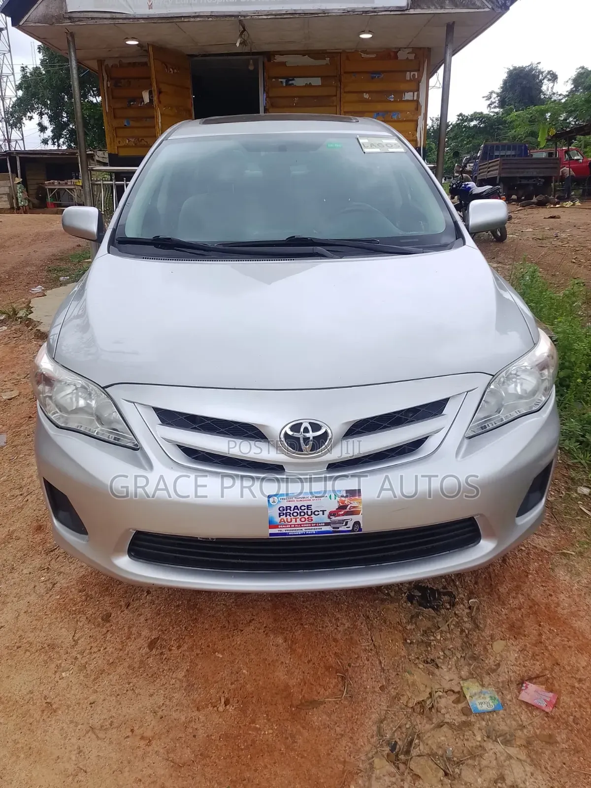 Toyota Corolla L 4dr Sedan (1.8L 4cyl 5M) 2012 Silver