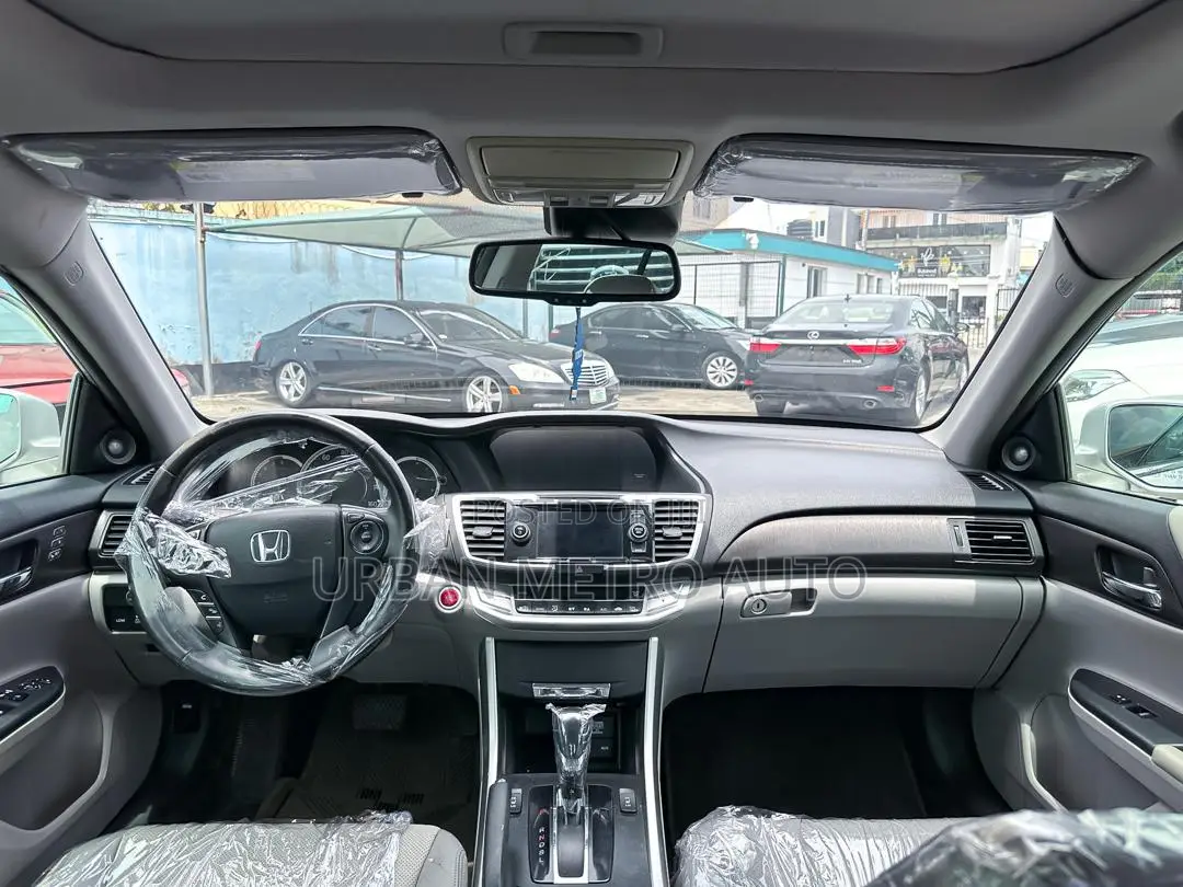 Honda Accord EX-L 4dr Sedan FWD (2.4L 4cyl 2A) 2013 Silver
