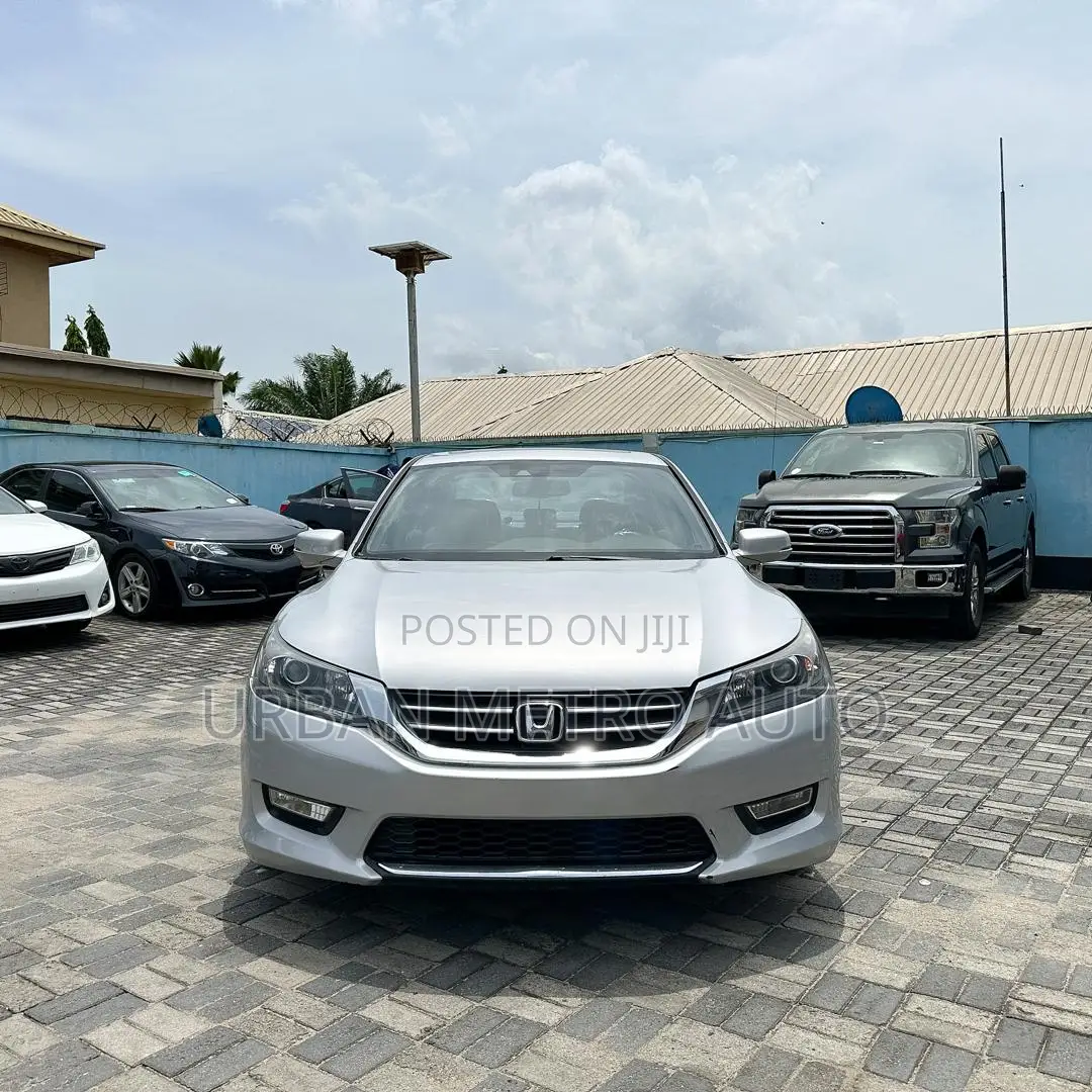 Honda Accord EX-L 4dr Sedan FWD (2.4L 4cyl 2A) 2013 Silver