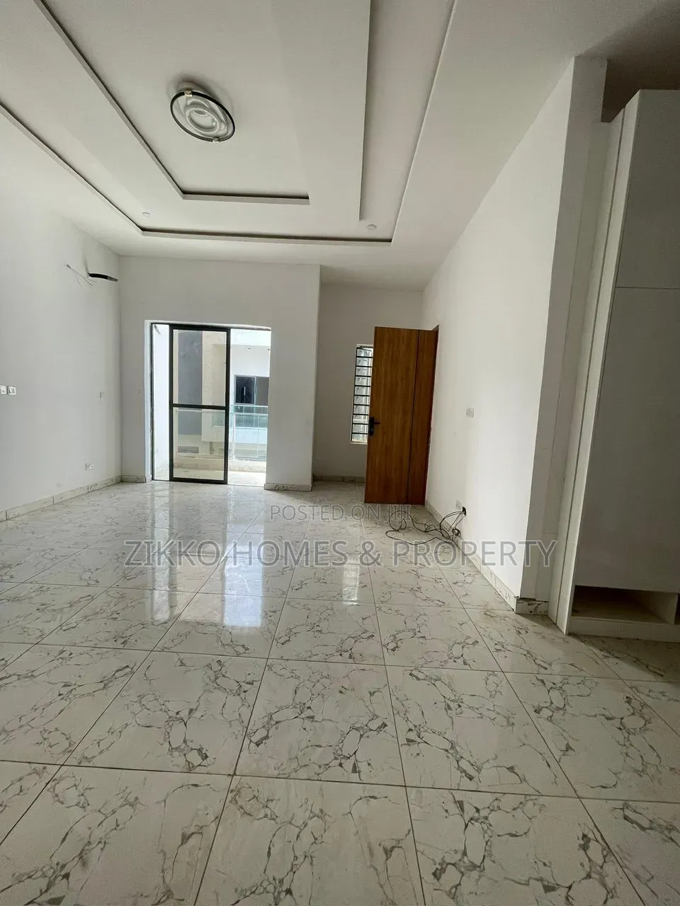 4bdrm Townhouse/Terrace in Harris Drive, VGC / Ajah for sale