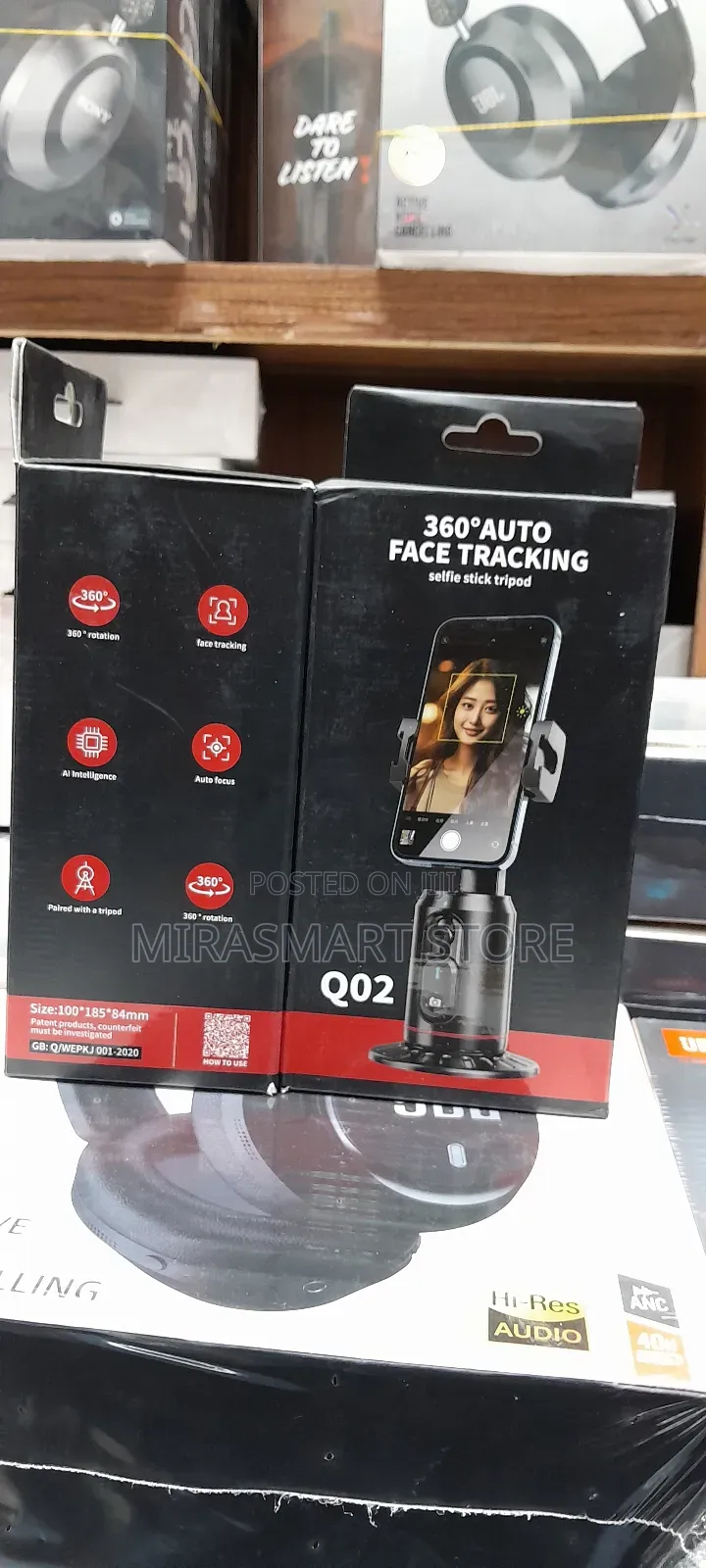 Q02 Auto Face Tracking Selfie Stick Tripod