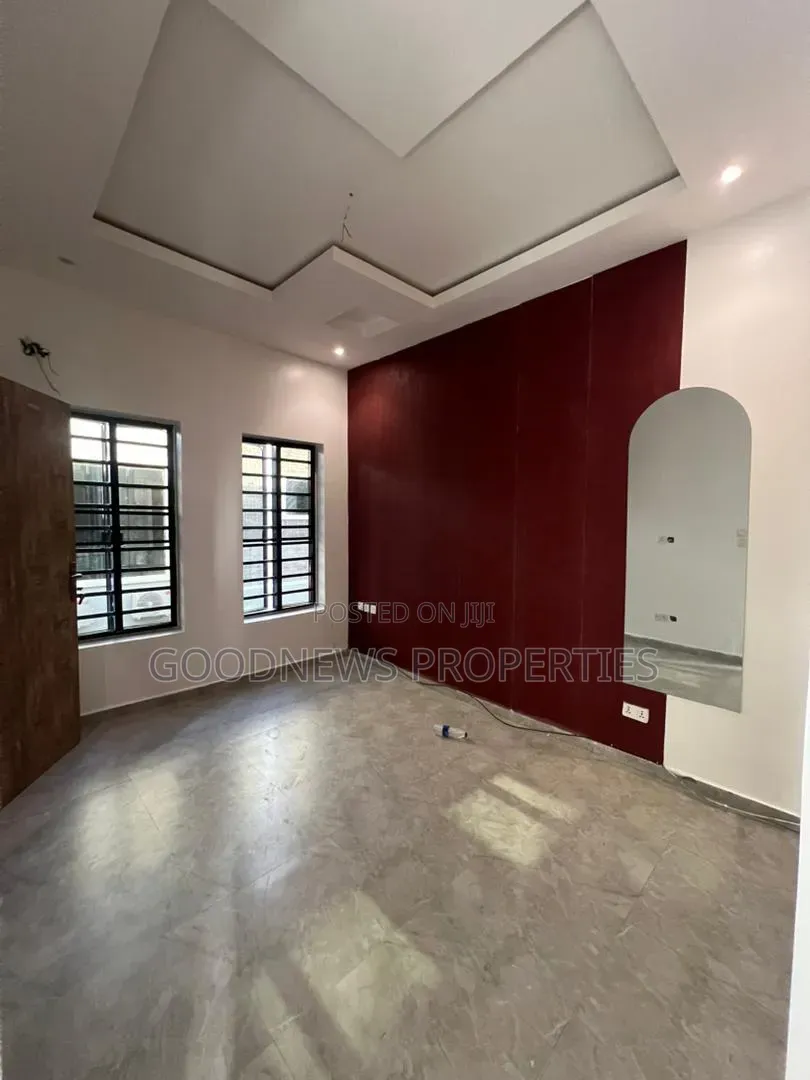 4bdrm Duplex in Orchid Road, Ikota for rent