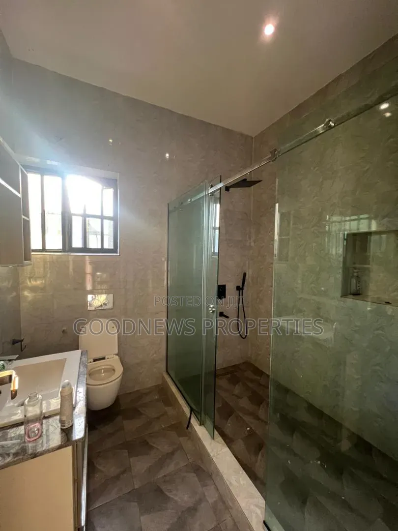 4bdrm Duplex in Orchid Road, Ikota for rent