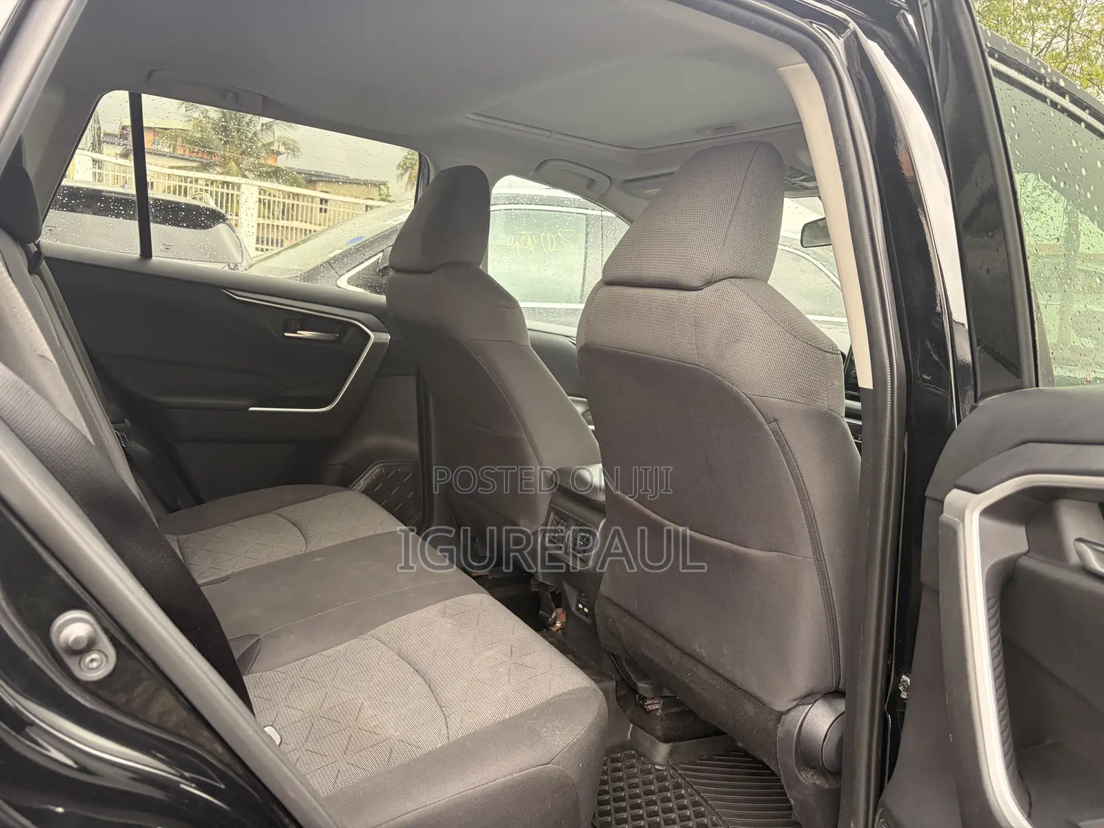 Toyota RAV4 XLE AWD 2020 Black
