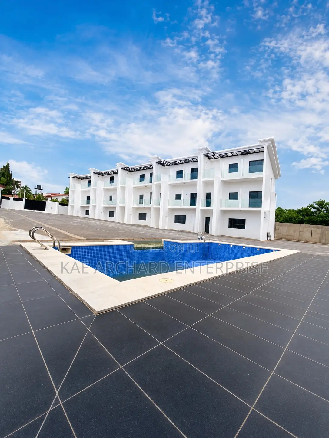 5bdrm Townhouse/Terrace in Abuja (FCT) for sale