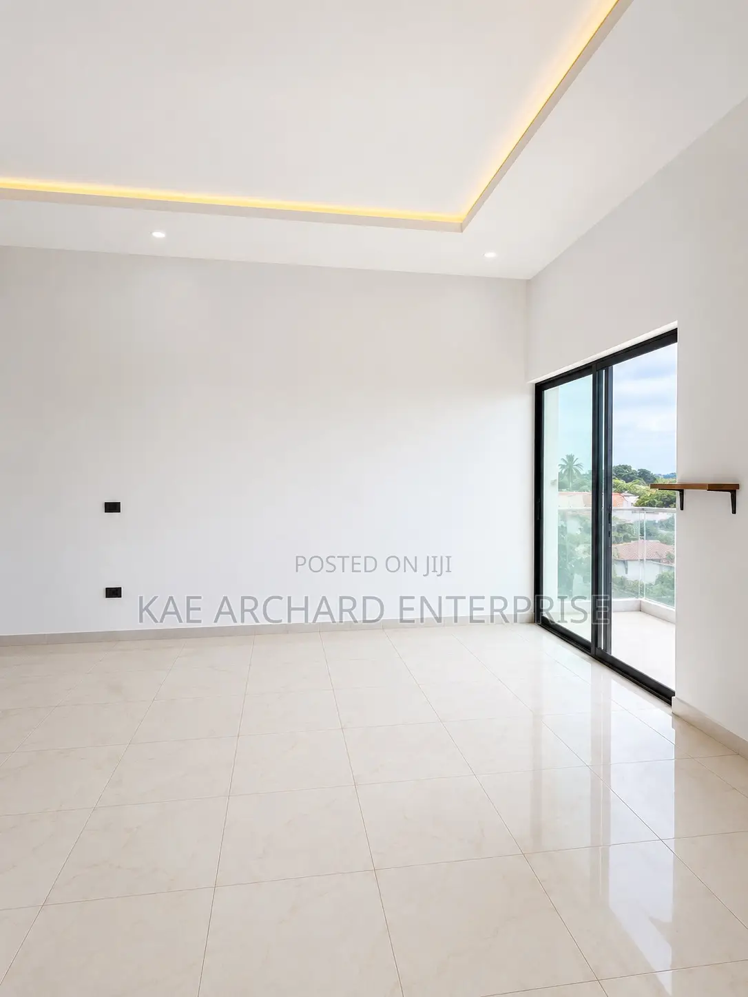 5bdrm Townhouse/Terrace in Abuja (FCT) for sale